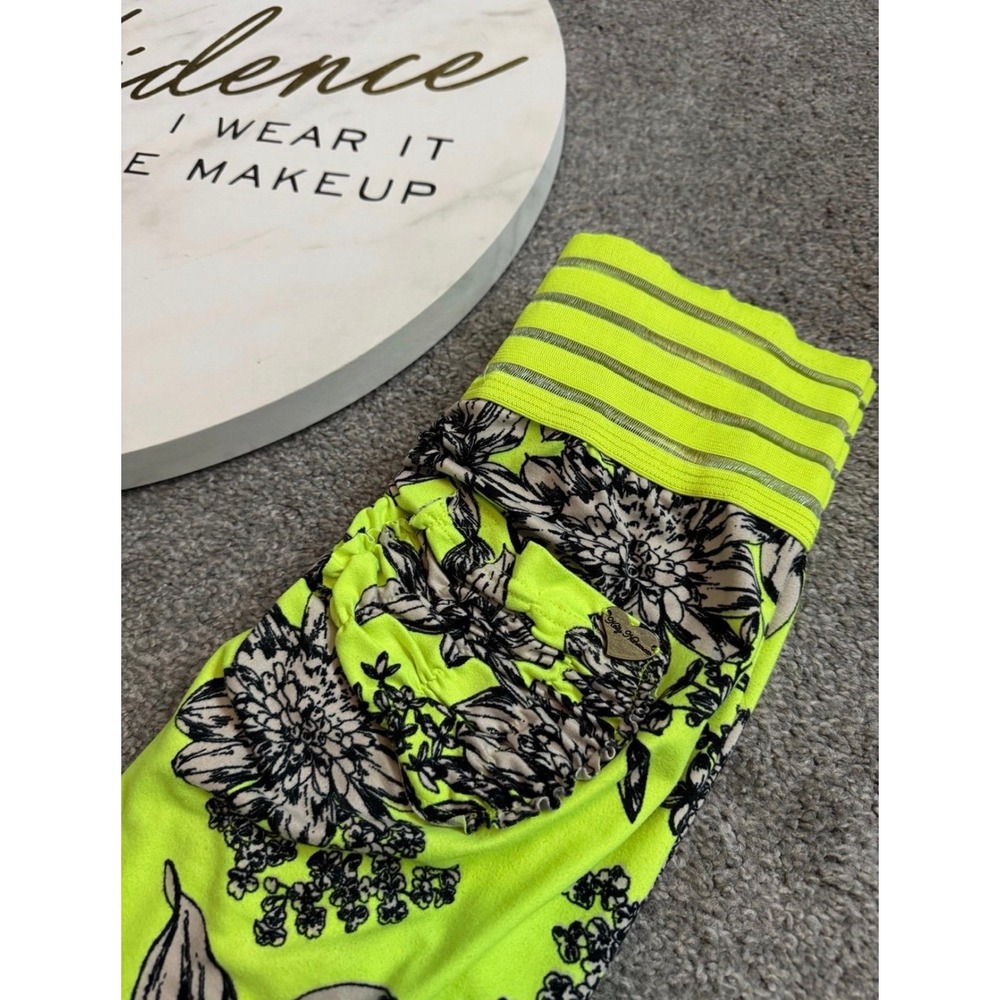 Cute Booty Lounge Neon Yellow Floral Athletic Leggings Gym Pants Womens Medium